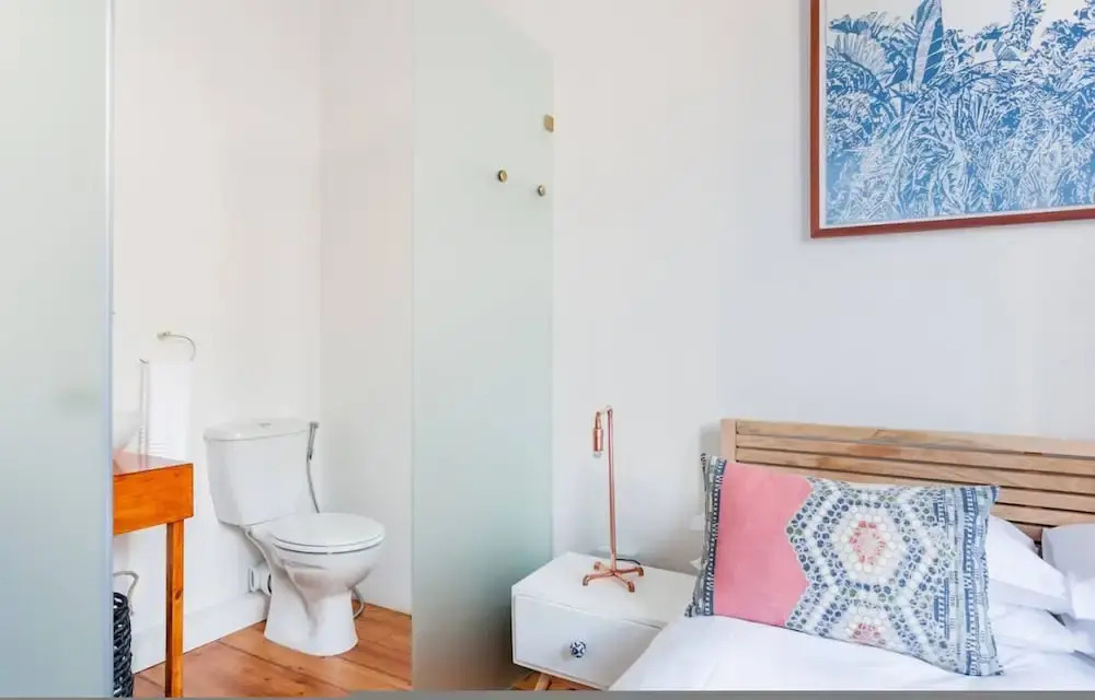 Spacious 3-bed Sunlit Comfort Power Backup