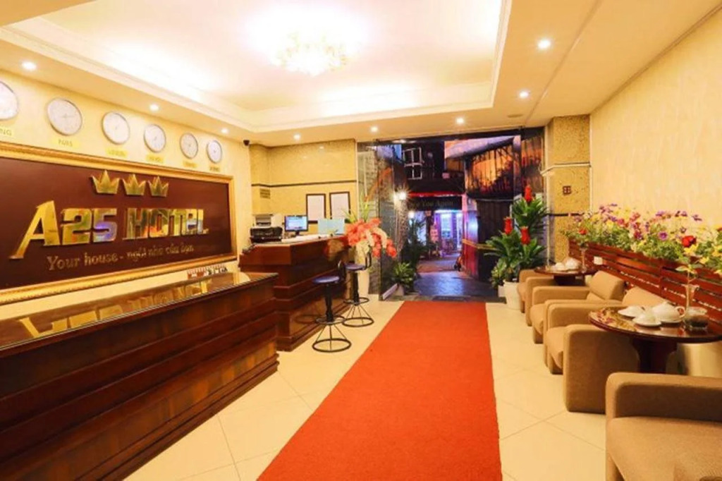 Hotel - Lương Ngọc Quyến