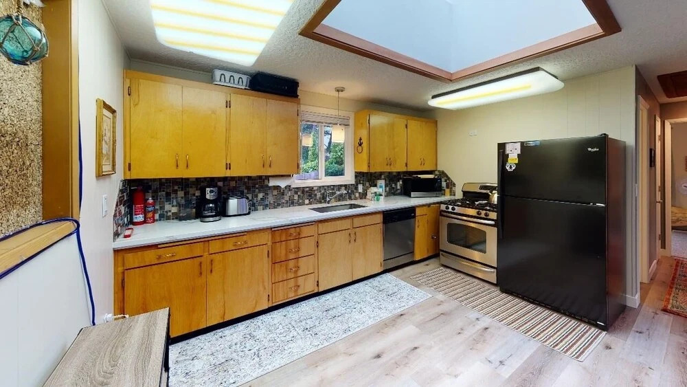 Shore Beats Work 3 Bedroom Home