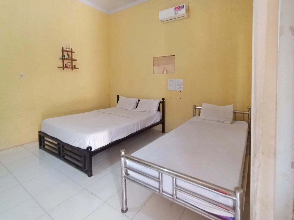 RedDoorz @ El Shaday Homestay Banyuwangi