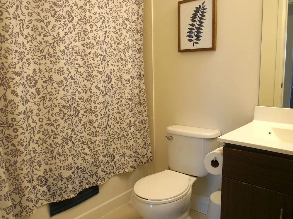 Spacious 2BR Condo with Great View