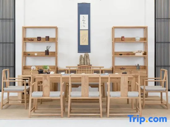 Yuejianglou Homestay (Zhangjiajie Dayong Ancient City Pedestrian Street Branch)