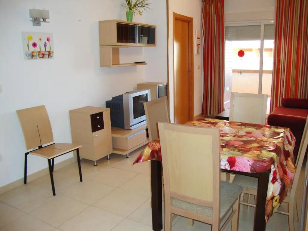 Apartamentos Vistamar Marina DOr 1º línea 3000