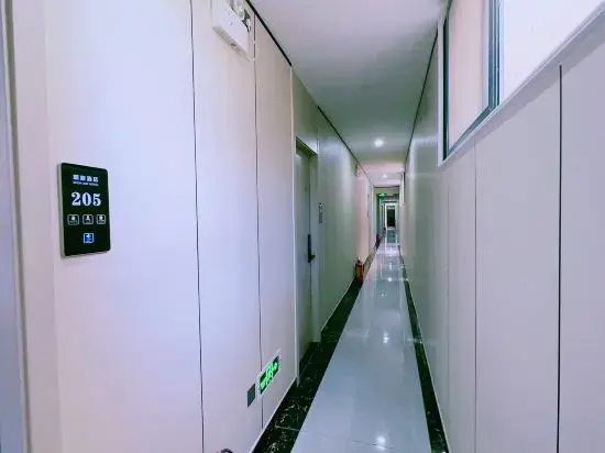 Shunxin Hotel (Zhengzhou Recovery Middle Street Maternity and Child Health Hospital)