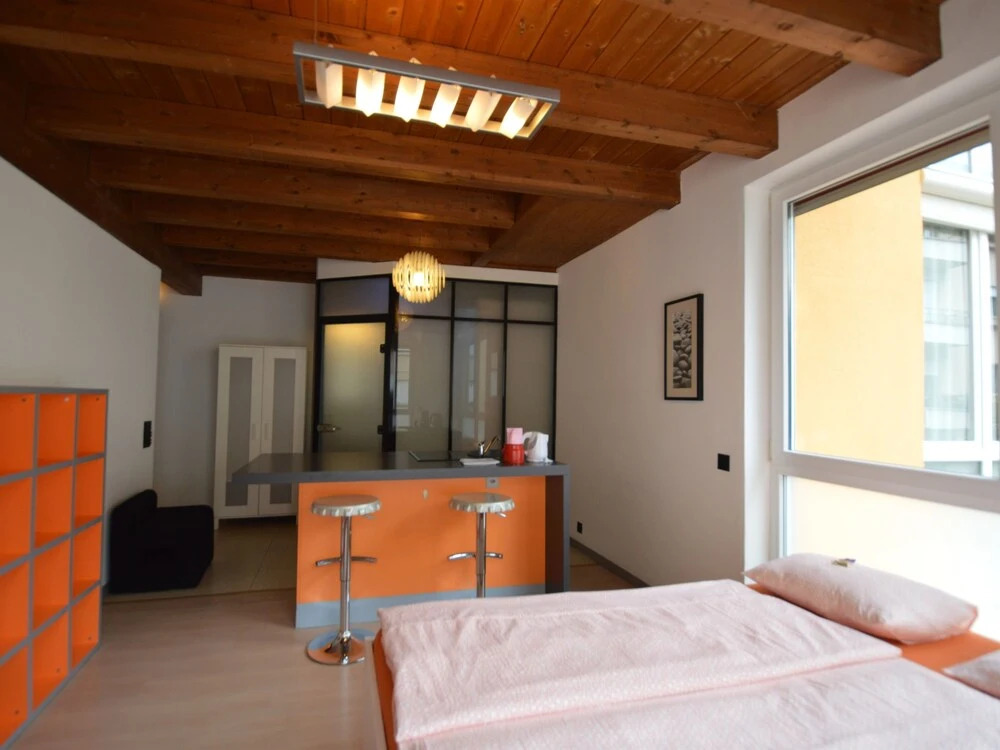 GuestHouse University by LR - self check in
