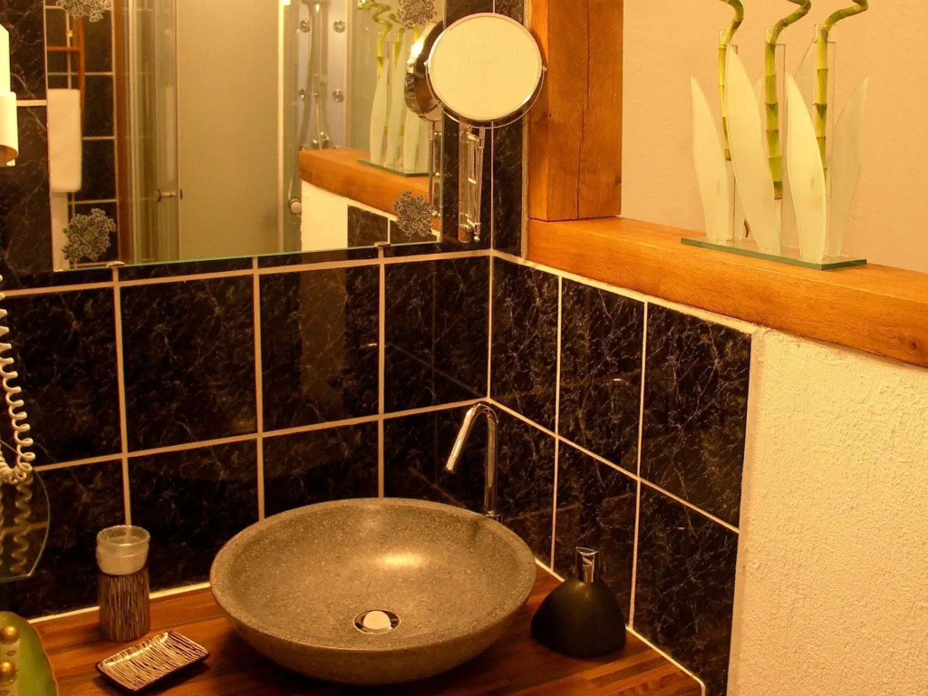 Relais Saint Louis, Logis