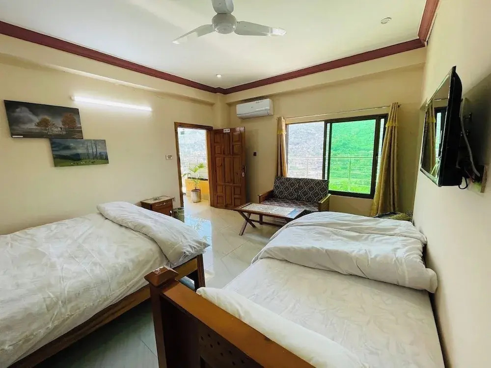 Kashmir Heaven hotel and Guest house