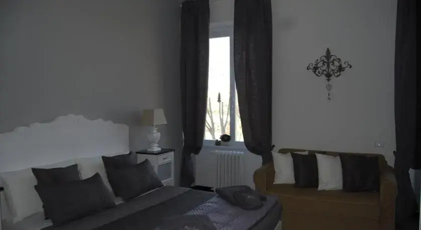 Blancmaisonteveresuite