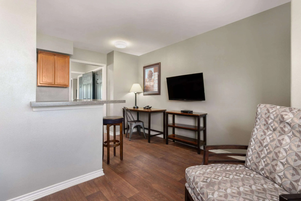 Eagle's Den Three Rivers Texas a Travelodge by Wyndham