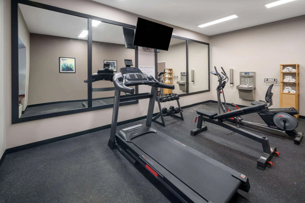 Microtel Inn & Suites by Wyndham Tracy