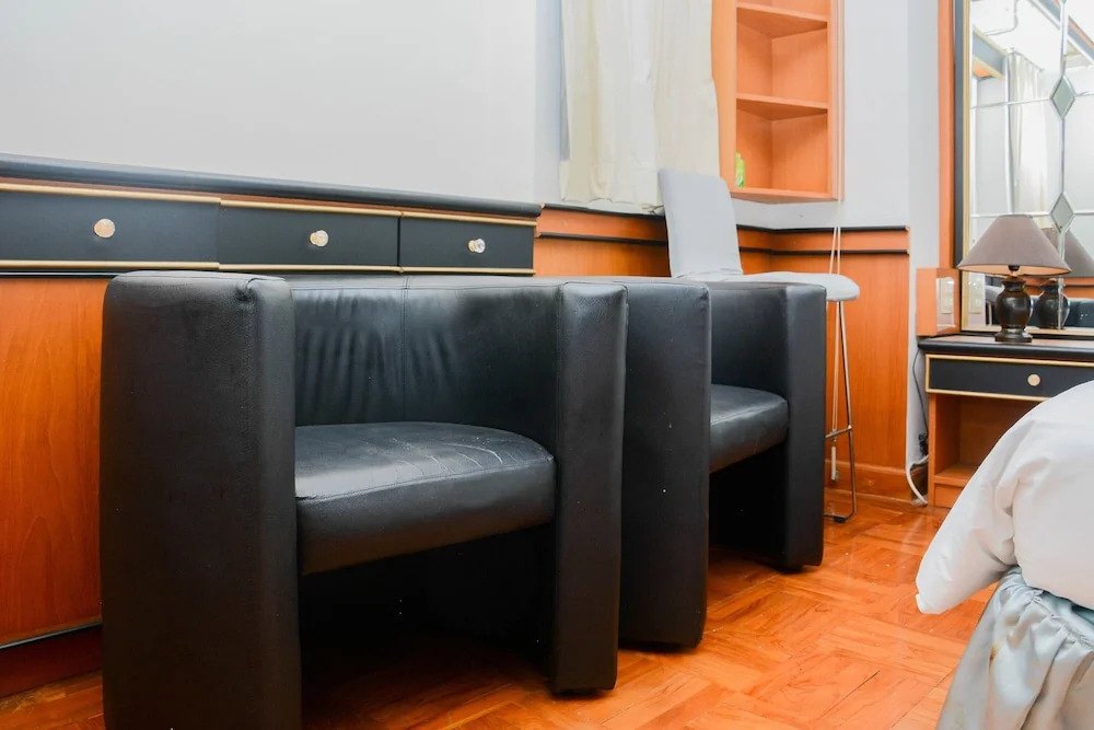 Stylish and Posh Studio Park Royale Apartment