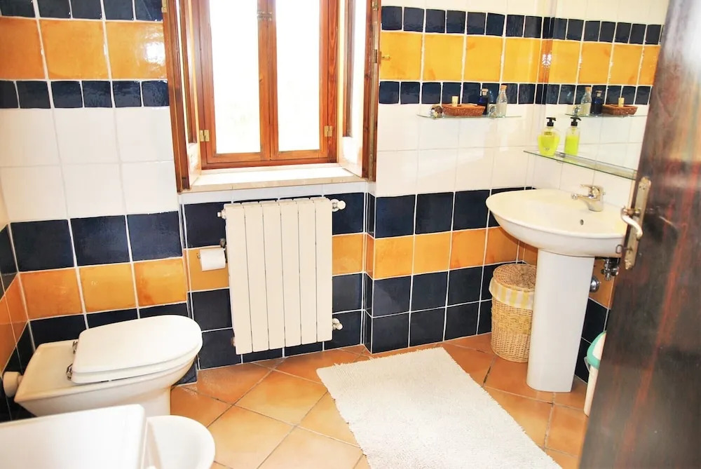 Holiday Resorts for 10 Persons, With Swimming Pool, Wifi and air Conditioner