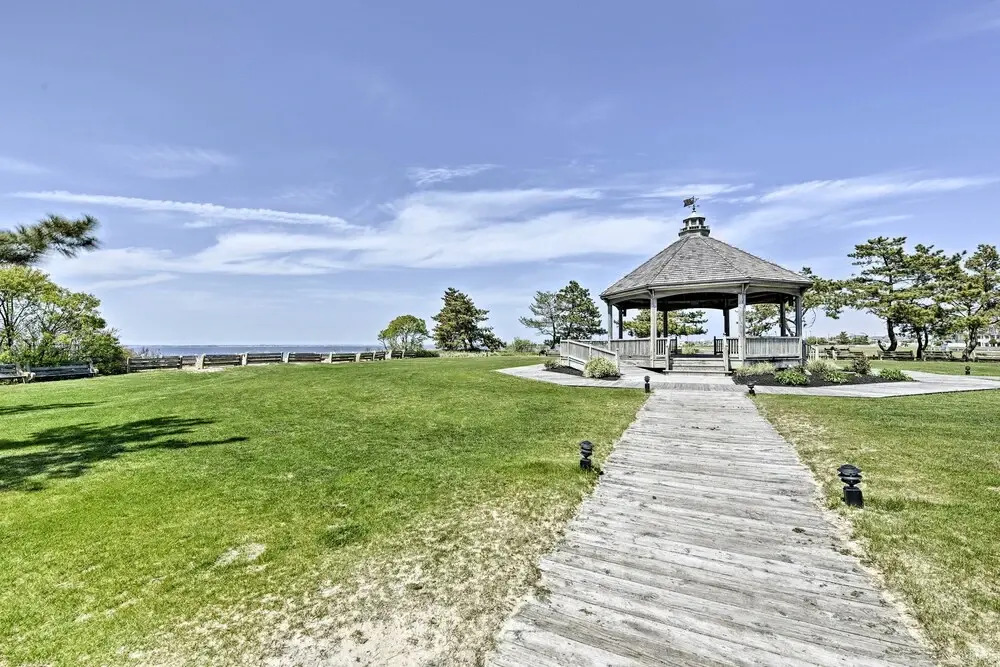 Lavallette House w/ Fenced Yard & Gas Grill!