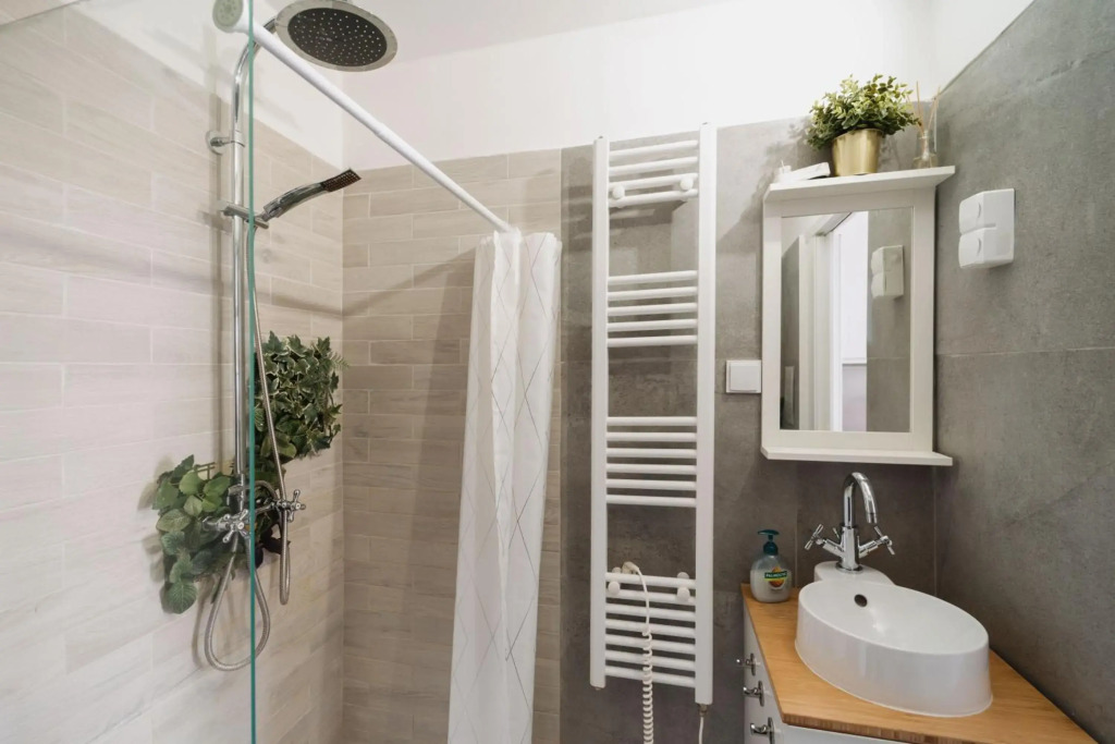 Smart Newly Refurbished Studio Flat in Prime Central Budapest