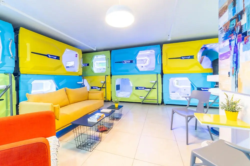 Capsule Inn