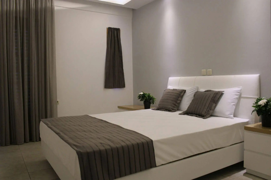 Zeus Hotel