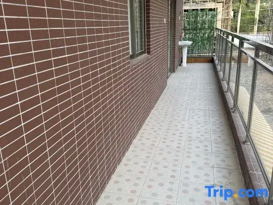 Miss Ruo's small courtyard homestay