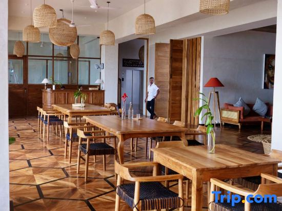 Coast 67 Boutique Hotel