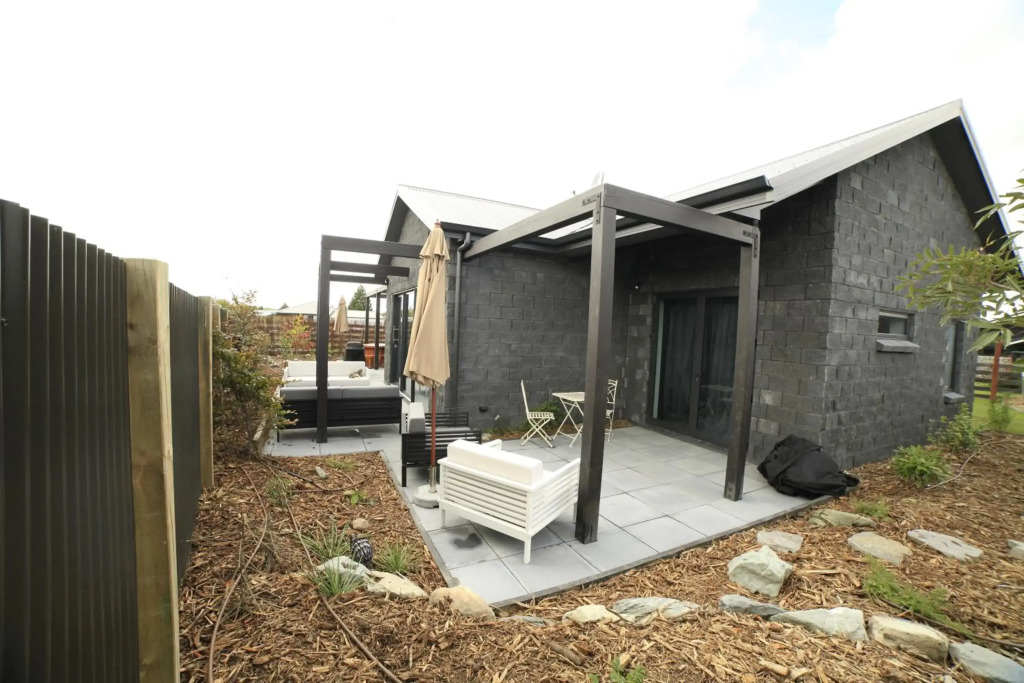 Black Stilt Retreat, STUNNING luxury property
