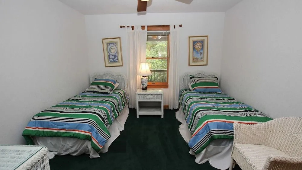 Sunny Days - 5 Br Home