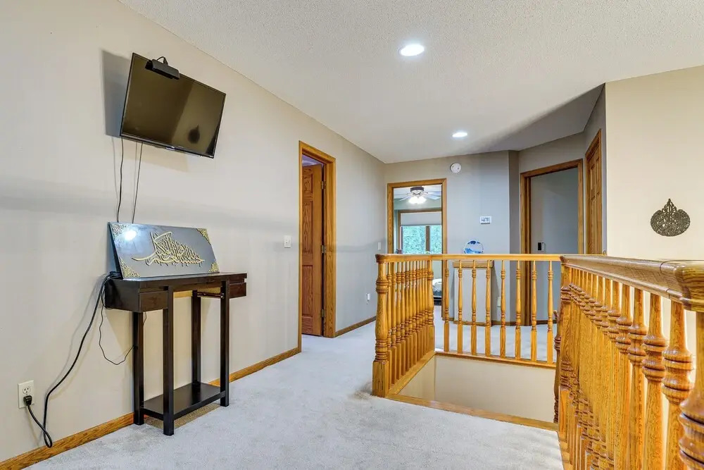 Rare Gem on a Ravine, Family Home in North Mankato