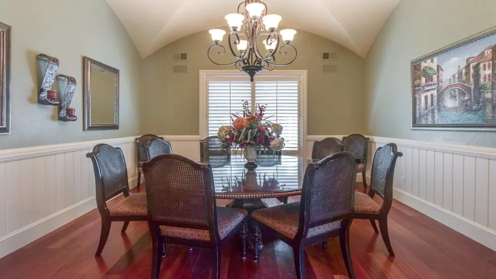 23 Pelican 6 Bedroom Home