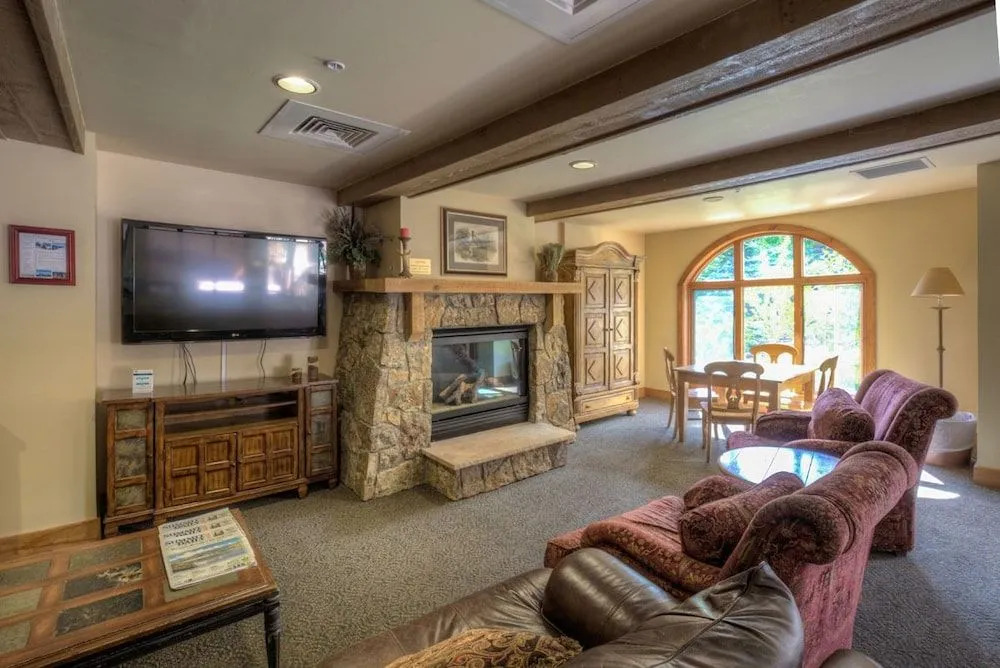 Red Hawk Lodge Condo