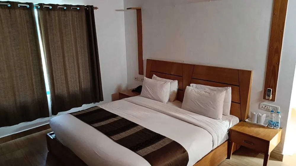 Bento Corbett Woods Resort