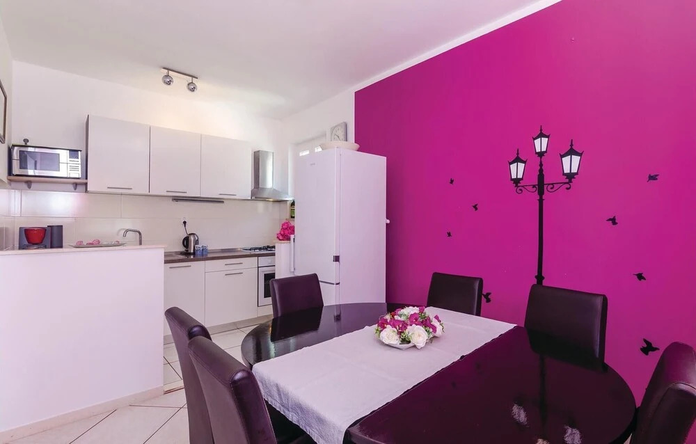Beautiful Home in Zaton Mali With Wifi and 3 Bedrooms