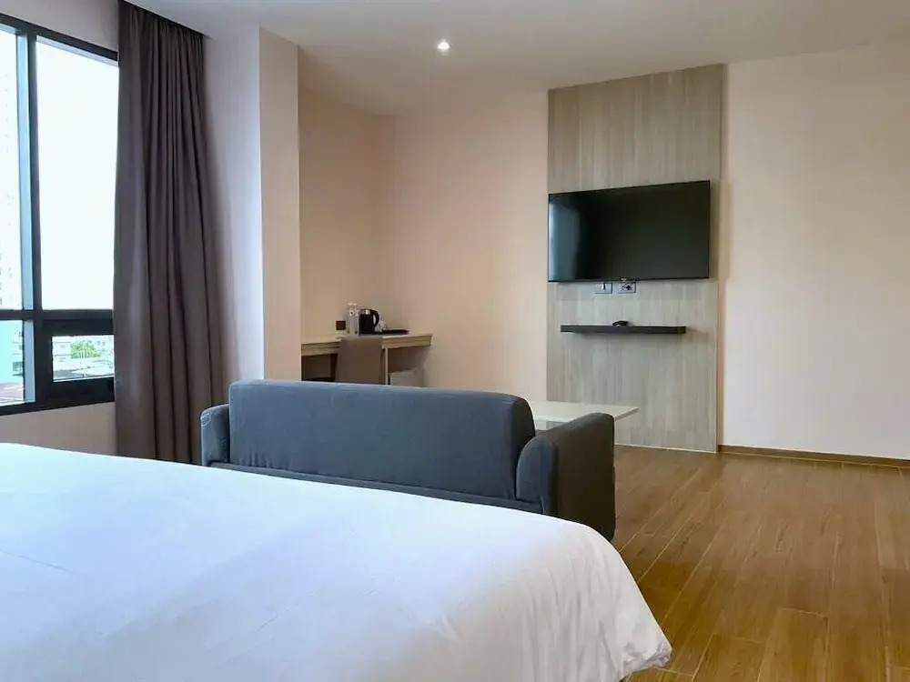 35 Bow Hotel