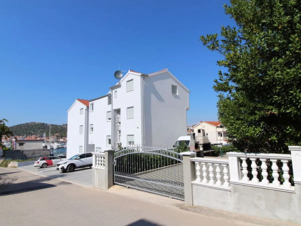 Apartment Anna Murter/Jezera