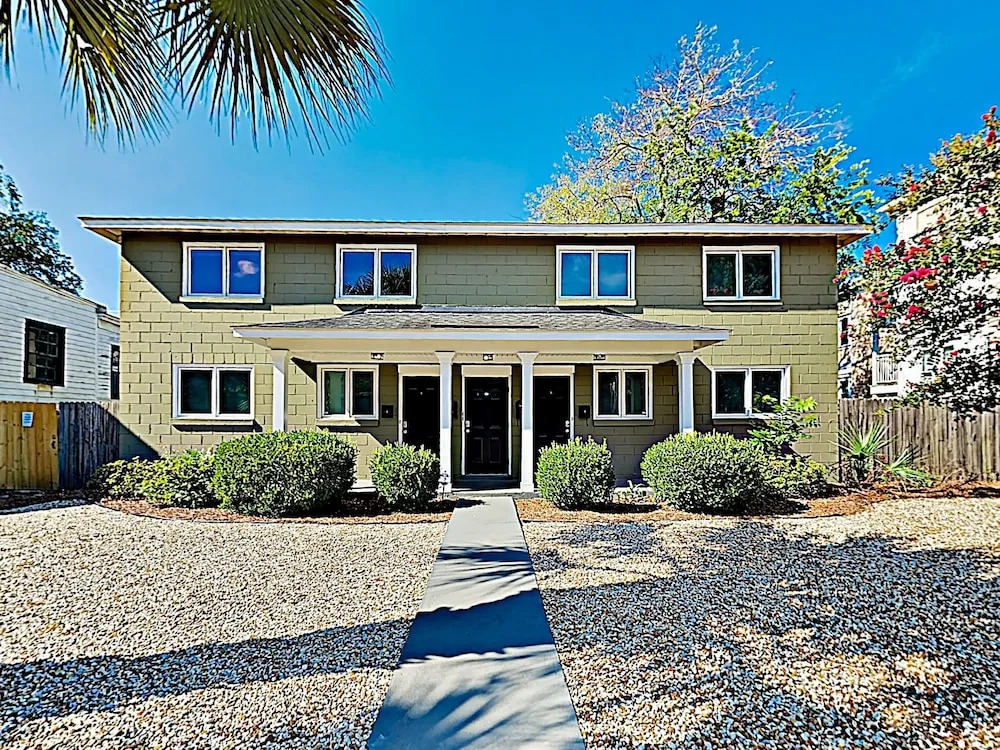 East Bolton Duplex Unit A 2 Bedrooms 1 Bathroom Duplex