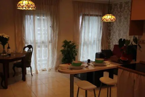 Tiffanys Apartment