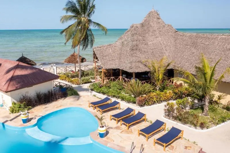 Moayana Liora Zanzibar