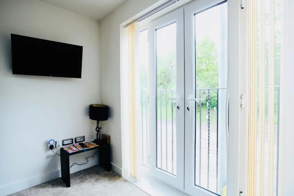 1 & 2 Bedroom Shield House Apartments Sheffield Centre
