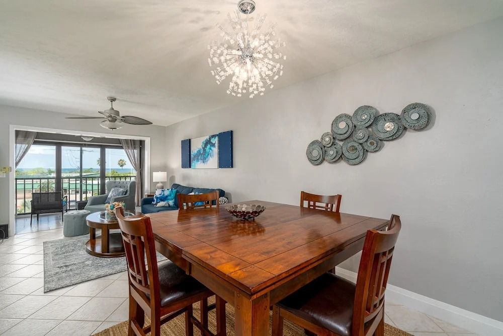 Estero Cove 132 - Beautifully Updated!! 2 Bedroom Condo by RedAwning