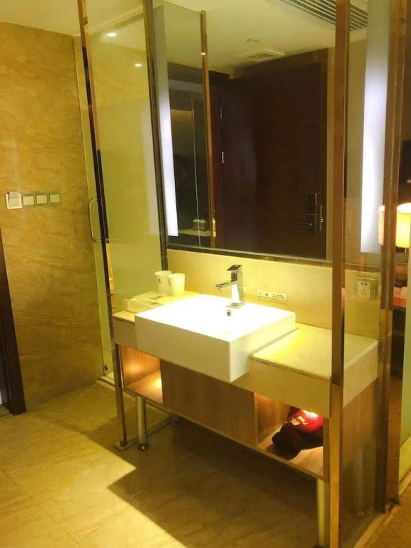 Super 8 Hotel Guangzhou Jiahe Jiangxia Metro Station Branch