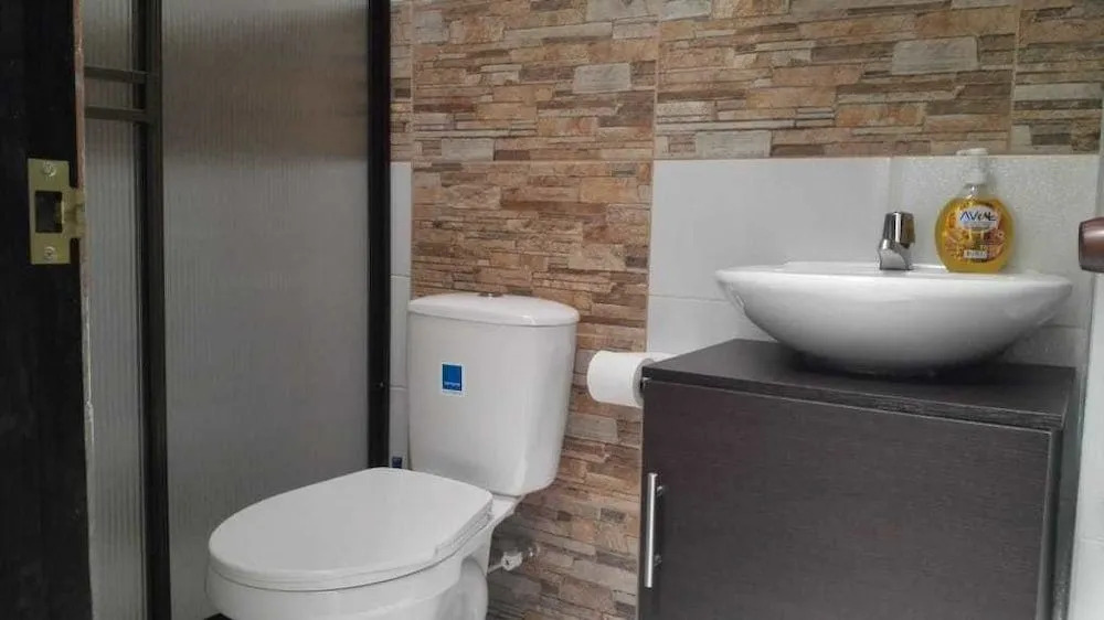 Real Hostel