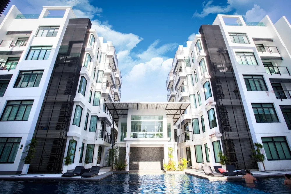 Luxury 3 Bedroom Apartment - A