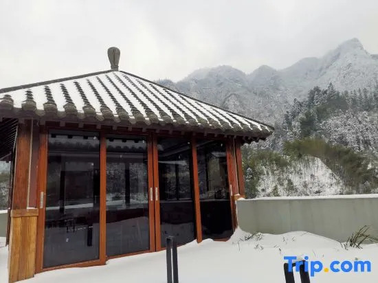 Guanshan Garden Ancient Chinese Holiday Inn Zhangjiajie National Forest Park Branch