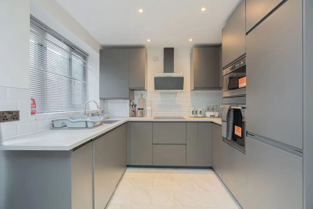 Stunning 3 Bedroom House-tottenham Stadium-parking