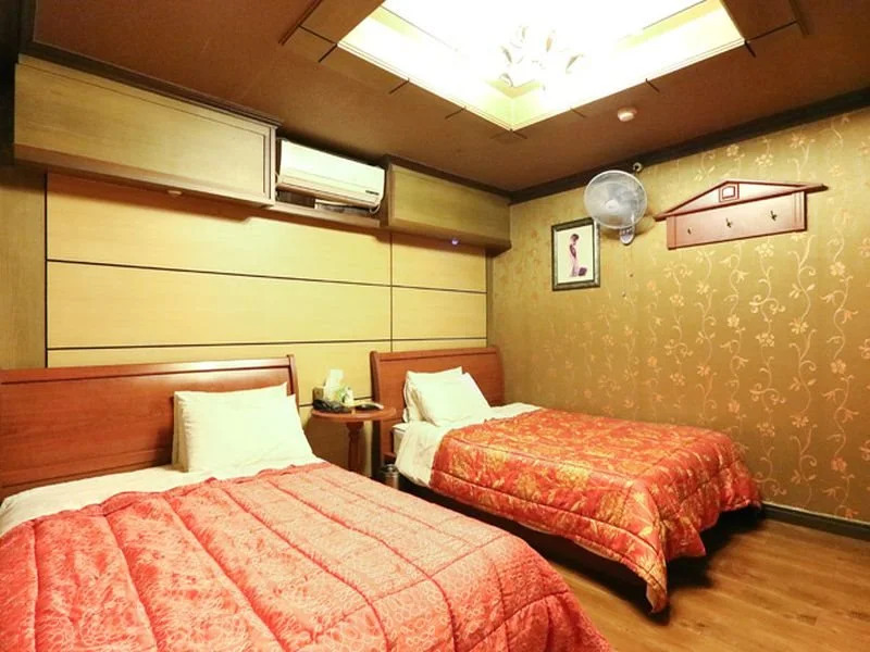 Asahi Motel