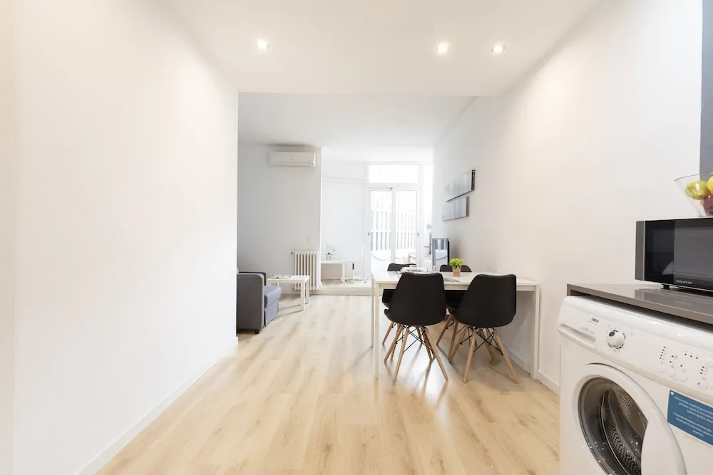 AB Saint Joseph Apartment