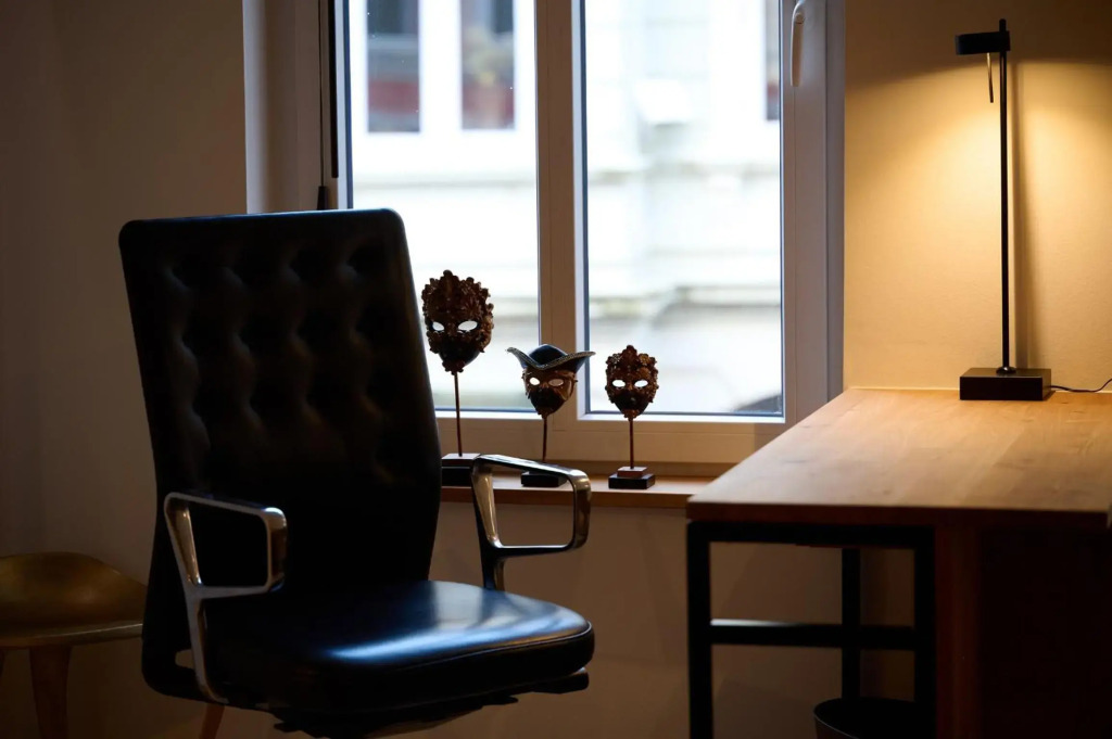NEU RENOVIERT - Luxus Ferienwohnung in der Fußgängerzone - STADTBLICK