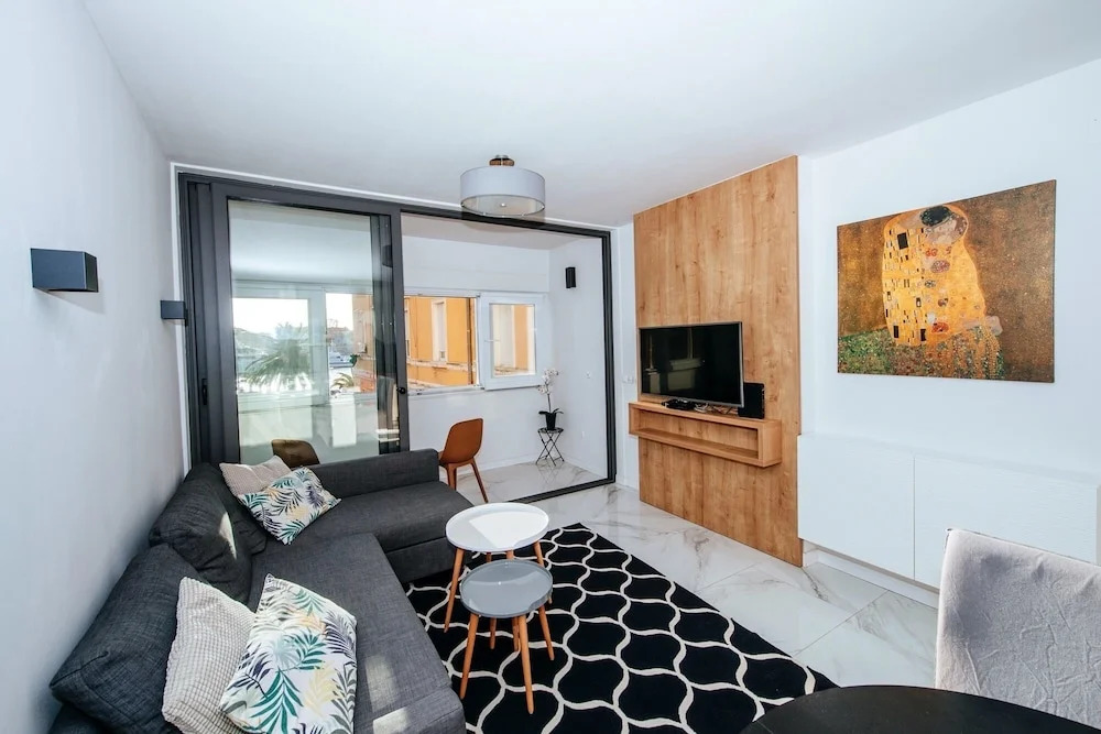 Accommodation Best Life