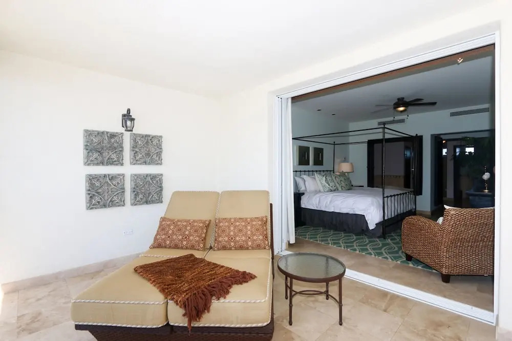 Tortuga Bay 1502 2 BR by Casago