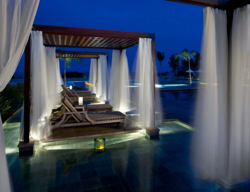Отель The Ritz-Carlton Sanya Yalong Bay