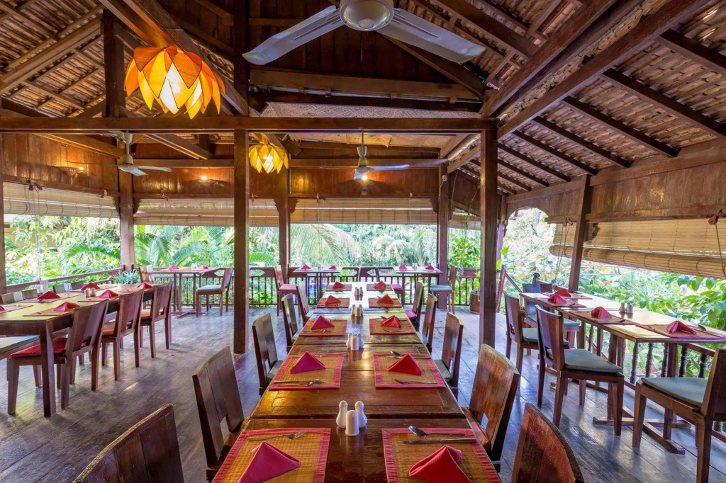 Sambor Village Hotel