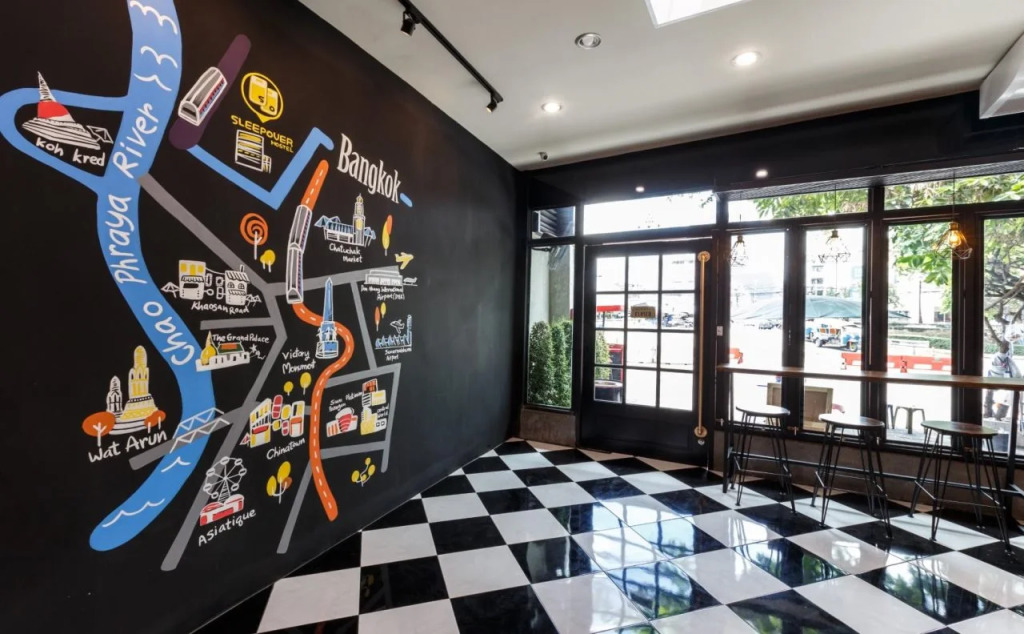 Sleepover Hostel Bangkok