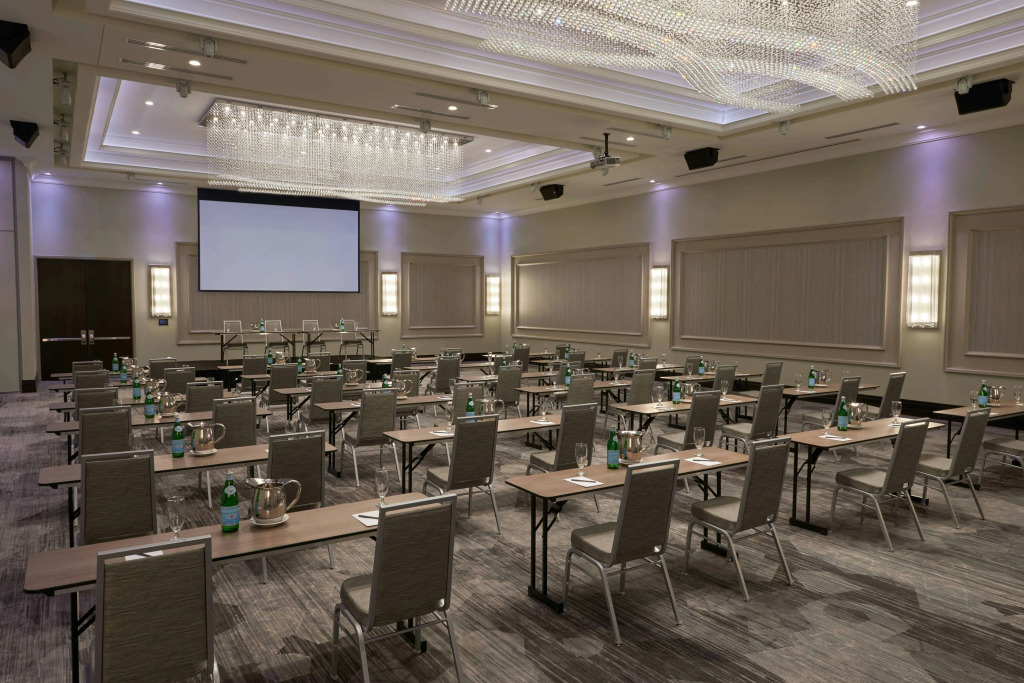 Courtyard by Marriott Oshawa